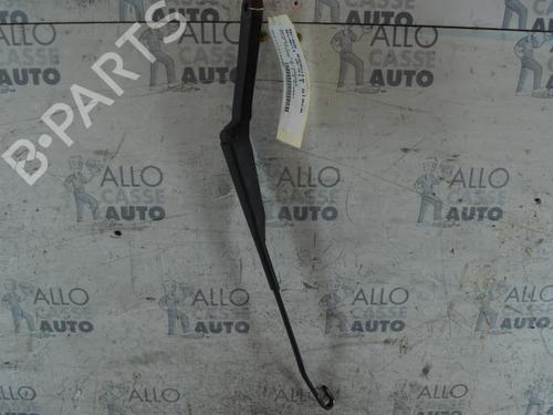 Used Front windshield wiper arm RENAULT 19 I (B/C53_) [1988-1994]  25097364