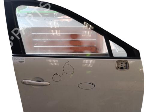 Used Right front door RENAULT SCÉNIC III (JZ0/1_) 1.5 dCi (110 hp) 31980691