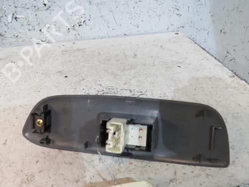 Used Right front window switch Right front window switch TOYOTA RAV 4 II (_A2_) 2.0 4WD (ACA21, ACA20) (150 hp) 25084185 25084185