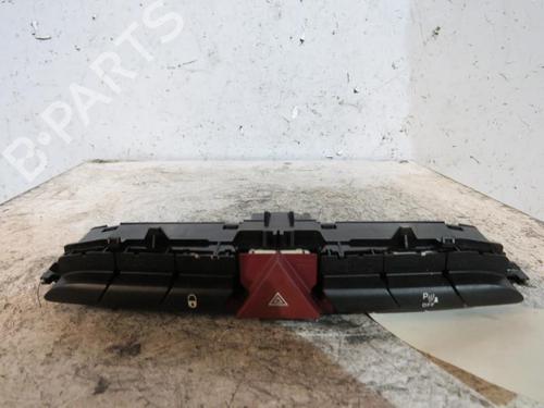 Used Warning switch PEUGEOT 308 SW I (4E_, 4H_) 1.6 HDi (109 hp) 25067104