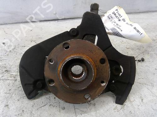 Used Left front steering knuckle FIAT 500 (312_) 1.2 (312AXA1A) (69 hp) 25092959