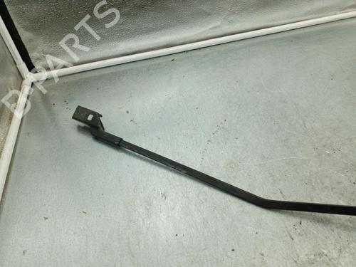 Used Front windshield wiper arm VW TOURAN (1T3) 2.0 TDI (140 hp) 25077982