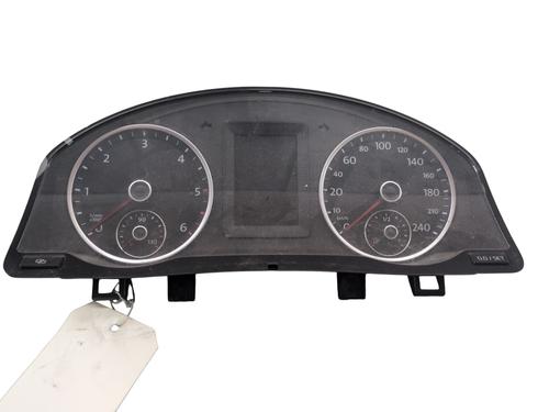 Used Instrument cluster VW TIGUAN (5N_) 2.0 TDI (140 hp) 28211630