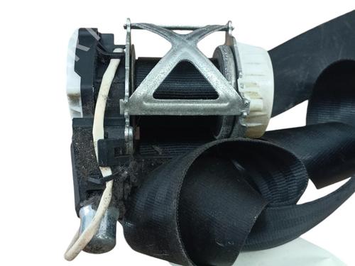 front-right-seatbelt-vw-eos-1f7-1f8-2006-2007-2008-2009-2010-2011-2012-2013-2014-2015-25074494 main image
