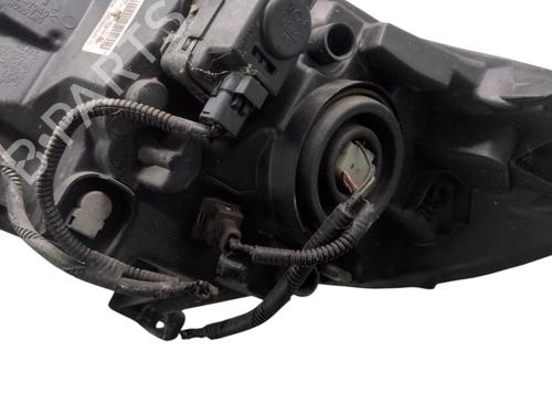 Used Right headlight PEUGEOT 107 (PM_, PN_) 1.4 HDi (54 hp) 32699663