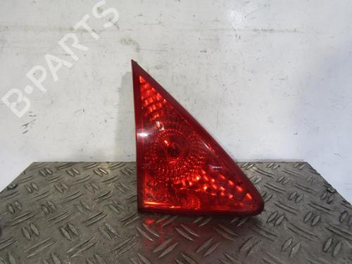 Used Left tailgate light Left tailgate light PEUGEOT 3008 I MPV (0U_) 2.0 HDi 150 / BlueHDi 150 (150 hp) 25069833 25069833