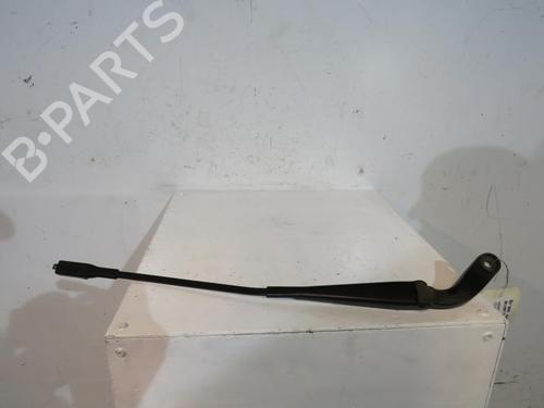 Used Front windshield wiper arm MERCEDES-BENZ A-CLASS (W169) A 200 (169.033, 169.333) (136 hp) 25069075