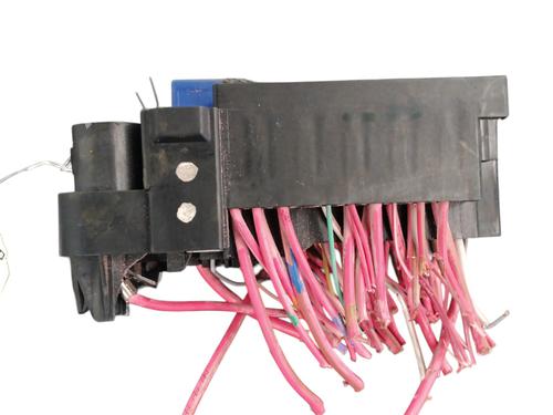 Used Fuse box Fuse box RENAULT MEGANE III Coupe (DZ0/1_) 1.9 dCi (DZ0N, DZ0J, DZ1J, DZ1K) (131 hp) 33869729 33869729