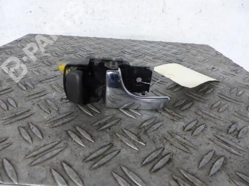 Used Rear left interior door handle Rear left interior door handle NISSAN TERRANO II (R20) 3.0 Di 4WD (154 hp) 10587735 10587735