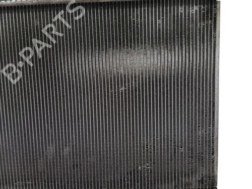 Used Water radiator Water radiator TOYOTA YARIS (_P13_) 1.5 (NSP131_) (112 hp) 32347118 32347118
