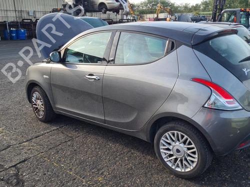 Rear wiper motor LANCIA YPSILON (312_) 1.3 D Multijet (312.YXE1A, 312.YXU1A) | BP25088196M102  - Image 9