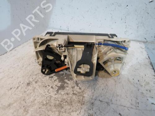Used Climate control Climate control NISSAN MICRA III (K12) 1.5 dCi (65 hp) 25110164 25110164