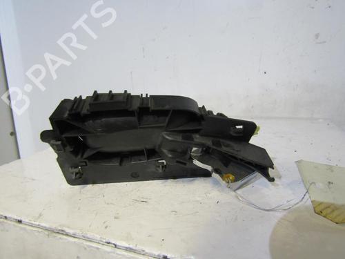 Used Rear left interior door handle Rear left interior door handle PEUGEOT 307 (3A/C) 1.6 HDi (90 hp) 25083020 25083020
