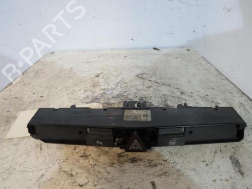 Used Warning switch OPEL ASTRA H (A04) [2004-2014]  25096995