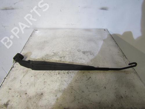 Used Front windshield wiper arm MITSUBISHI PAJERO PININ I (H6_W, H7_W) 1.8 (H76W, H66W) (114 hp) 25106362