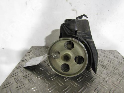 Used Steering pump PEUGEOT 206+ (2L_, 2M_) 1.1 (60 hp) 25084771