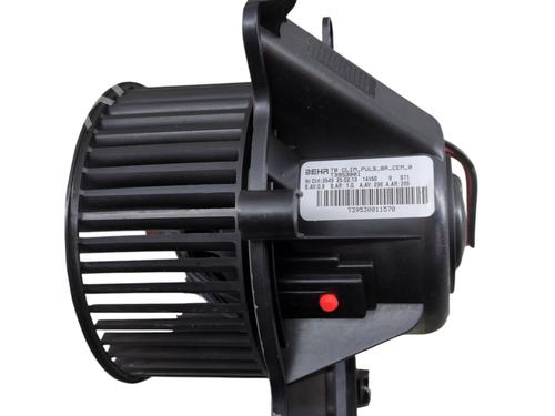 Used Heater blower motor Heater blower motor PEUGEOT 3008 I MPV (0U_) 2.0 HDi Hybrid4 (163 hp) 33181548 33181548