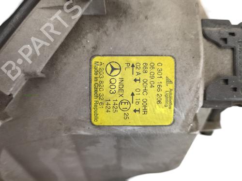 Used Right headlight MERCEDES-BENZ C-CLASS (W203) C 200 CDI (203.007) (122 hp) 32094699
