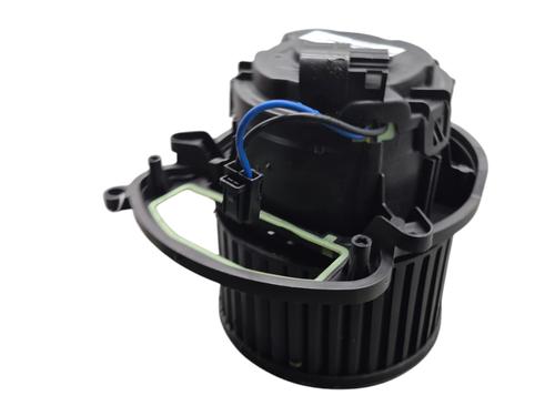 Used Heater blower motor RENAULT MEGANE IV Grandtour (K9A/M/N_) 1.5 Blue dCi 115 (K9A6) (116 hp) 25098426