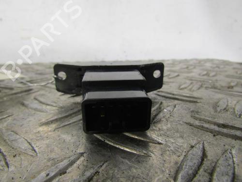 Used Warning switch Warning switch HYUNDAI i10 I (PA) 1.1 CRDi (75 hp) 25084567 25084567