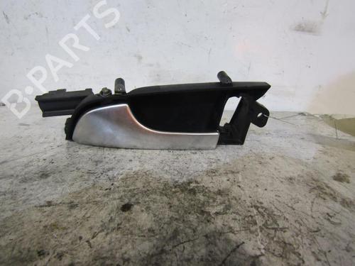 Used Front left interior door handle AUDI A3 (8P1) 1.9 TDI (105 hp) 25063932