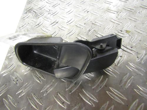Used Front right interior door handle Front right interior door handle FIAT FIORINO Box Body/MPV (225_) 1.3 D Multijet (225BXD1A, 225BXB1A, 225BXB11) (75 hp) 25096092 25096092