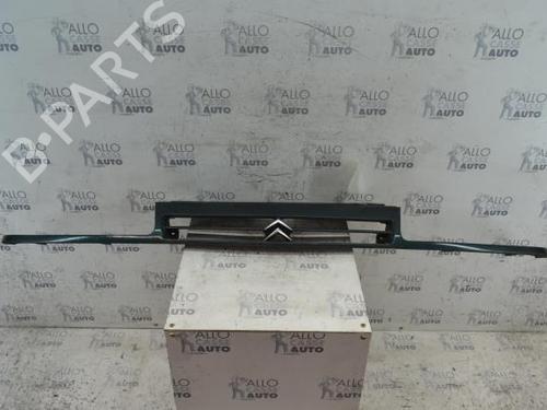 Used Grille CITROËN XANTIA (X1_, X2_) 2.1 Turbo D 12V (109 hp) 25087145