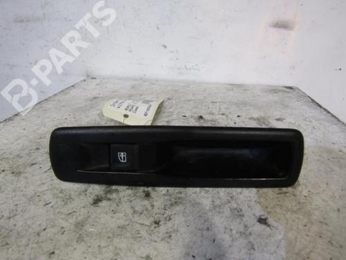 Used Right rear window switch Right rear window switch RENAULT MEGANE III Hatchback (BZ0/1_, B3_) 1.6 dCi (BZ00, BZ12, BZ13) (130 hp) 10596193 10596193