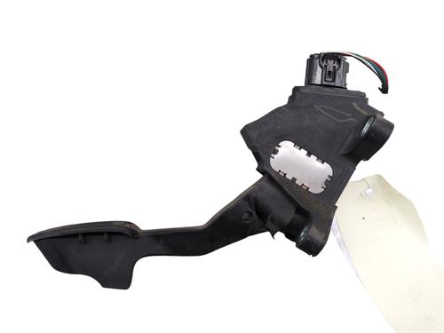 Pedal TOYOTA YARIS (_P13_) 1.3 (NSP130_, NSP130) (99 hp) 30822599