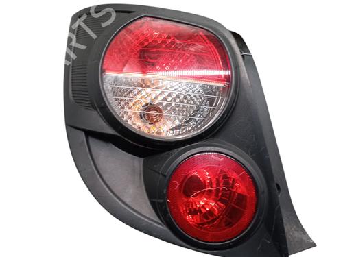 Used Left taillight Left taillight CHEVROLET AVEO Hatchback (T300) 1.3 D (75 hp) 31218135 31218135