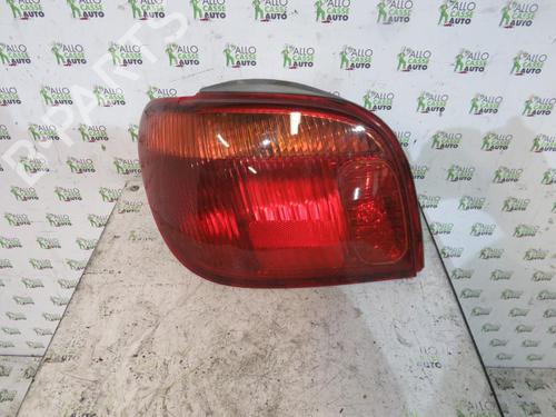 Venstre baglygte TOYOTA YARIS (_P1_) 1.4 D-4D (NLP10_, NLP10R) (75 hp) 25114856