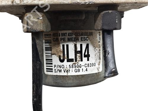 ABS pump HYUNDAI i20 II (GB, IB)  | BP25057116M43 