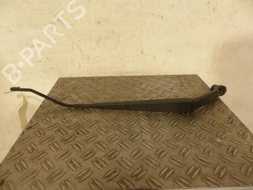 Used Front windshield wiper arm MAZDA 5 (CR) 2.0 CD (CR19) (110 hp) 25080297