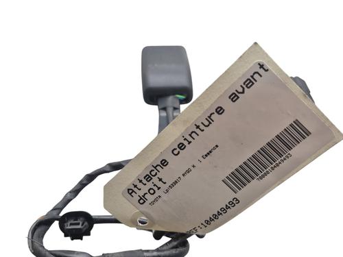 seat-buckle-toyota-aygo-x-_b7_-2022-25055721 main image