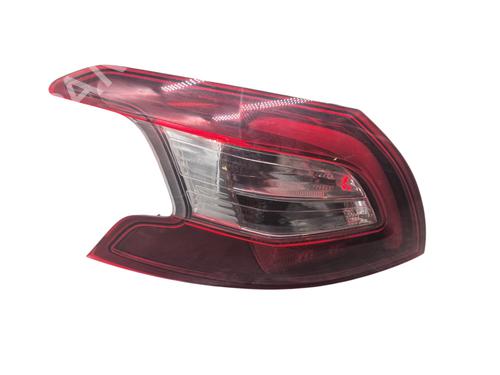 Used Left taillight PEUGEOT 308 II (LB_, LP_, LW_, LH_, L3_) 1.2 THP 110 (110 hp) 29425956