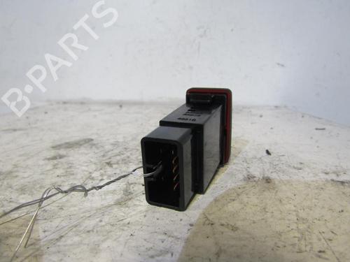 Used Warning switch HYUNDAI TRAJET (FO) 2.0 CRDi (113 hp) 25111702