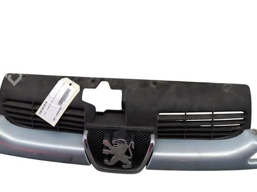Grille PEUGEOT 206 Hatchback (2A/C) 2.0 HDI 90 | BP27481736C40 