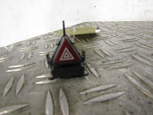 Used Warning switch MERCEDES-BENZ B-CLASS Sports Tourer (W245) B 180 CDI (245.207) (109 hp) 25095356