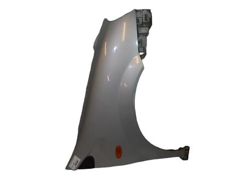 Used Right front fenders NISSAN ALMERA TINO (V10) 2.2 dCi (115 hp) 25086688
