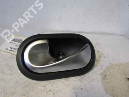 Used Rear left interior door handle Rear left interior door handle RENAULT SCÉNIC II (JM0/1_) 1.5 dCi (JM1F) (86 hp) 10598637 10598637