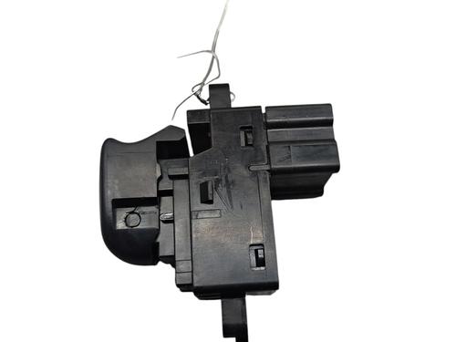 Used Right rear window switch NISSAN JUKE (F15) 1.5 dCi (110 hp) 26459116