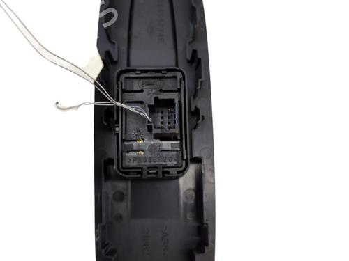 Venstre bagtil elrude kontakt RENAULT SCÉNIC IV (J9_) 1.7 Blue dCi 120 (J9A7, J9A8) (120 hp) 28046165