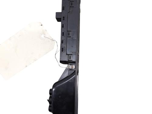 Interrupteur de vitre avant gauche RENAULT SCÉNIC III (JZ0/1_) 1.5 dCi (110 hp) 29944004