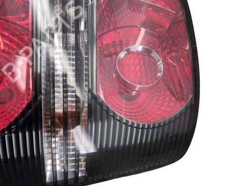 Right taillight VW TOURAN (1T1, 1T2) 1.9 TDI | BP29633075C35