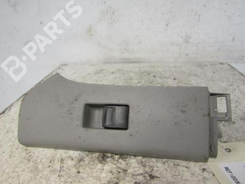 Used Right front window switch Right front window switch TOYOTA YARIS (_P9_) 1.4 D-4D (NLP90_, NLP90R) (90 hp) 10599602 10599602