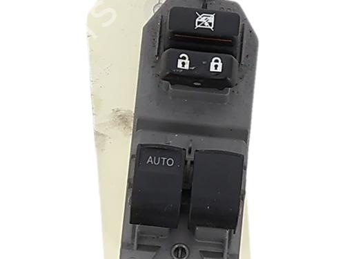 Left front window switch TOYOTA YARIS (_P13_) 1.3 (NSP130_, NSP130) | BP37078822I27 - Image 2