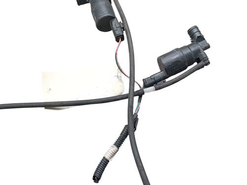 Used Washer pump TOYOTA AYGO (_B1_) 1.0 (KGB10_, KGB10R) (68 hp) 31218103