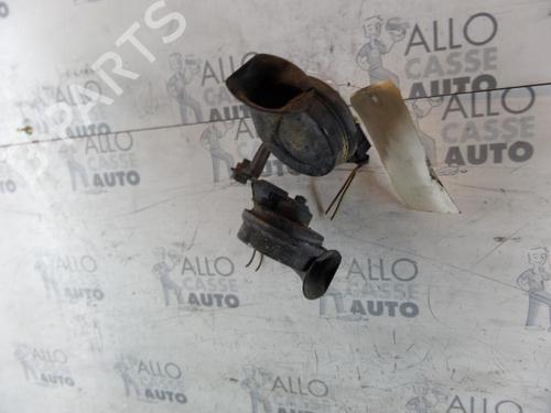Used Horn VW POLO (9N_, 9A_) 1.4 TDI (75 hp) 25086816