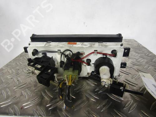 Used Climate control CHEVROLET AVEO / KALOS Hatchback (T200) 1.4 16V (94 hp) 25095988