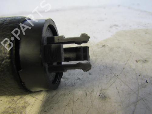 Used Gear lever VW POLO (9N_, 9A_) 1.9 SDI (64 hp) 25079643